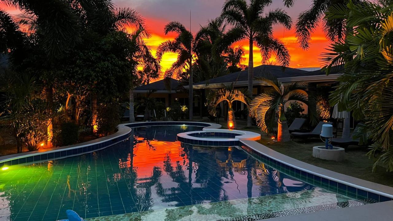 Alona Royal Palm Resort Панглао Экстерьер фото